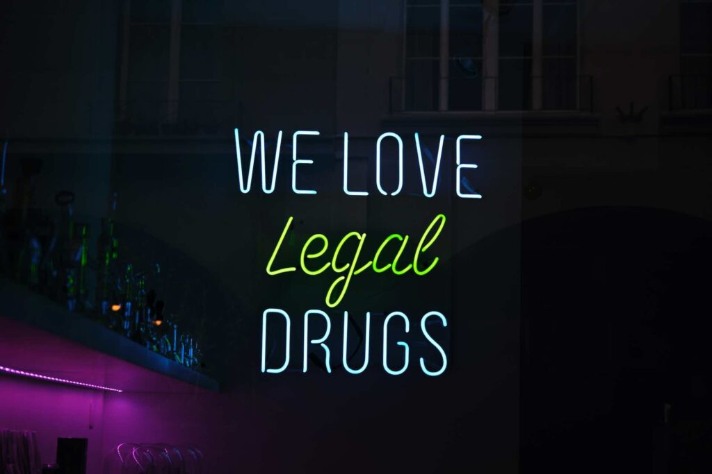 CBD Shop eröffnen simon-schwyter-_1vvGpXxRDE-unsplash