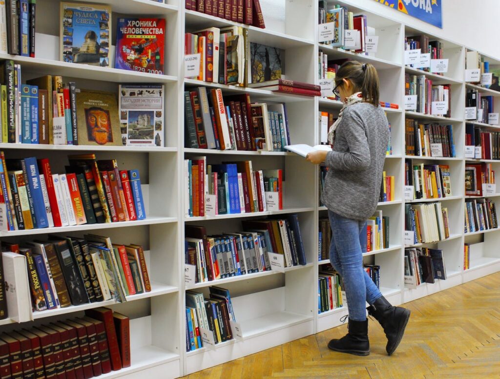 Qué se necesita para abrir una librería (c) pexels.com