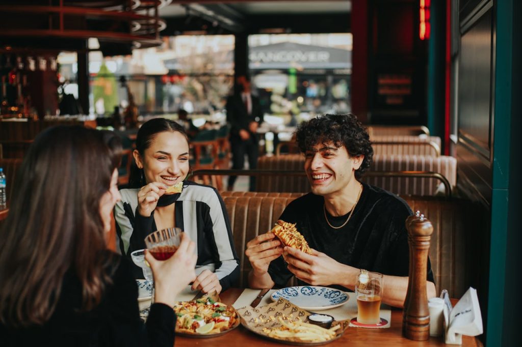Cómo montar un bar de tapas (c) pexels.com