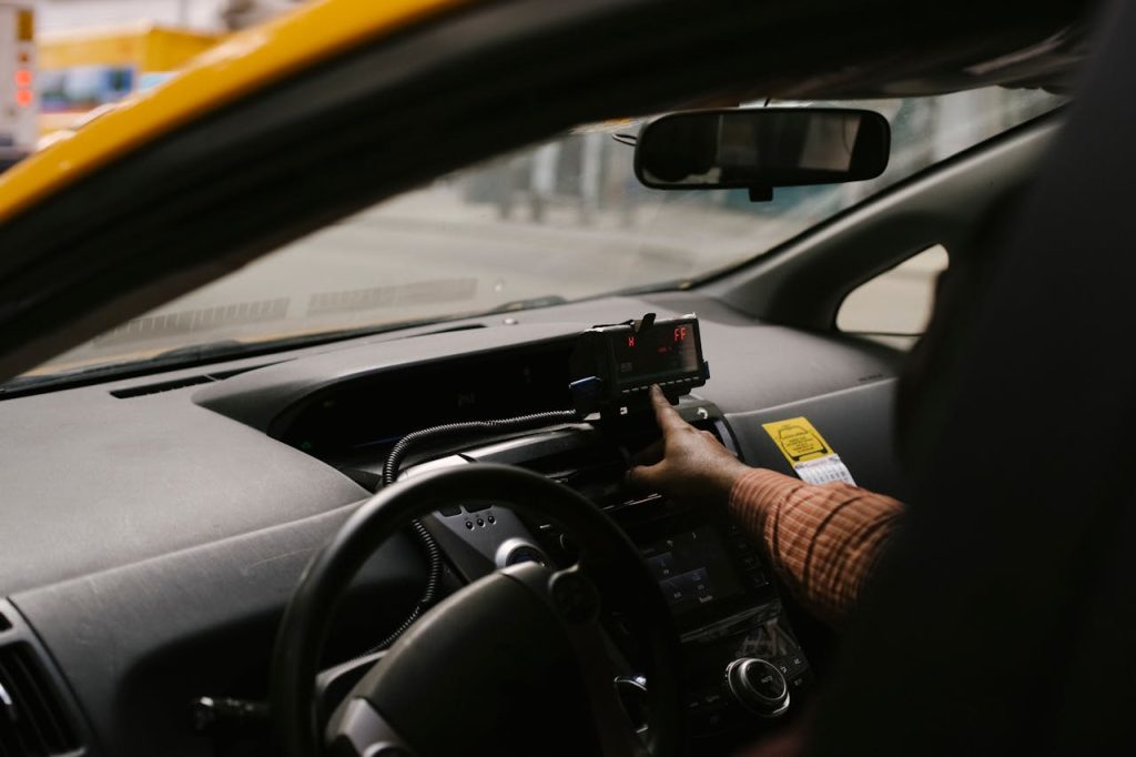 ¿Tienen que cumplir los taxímetros con VeriFactu? (c) pexels.com
